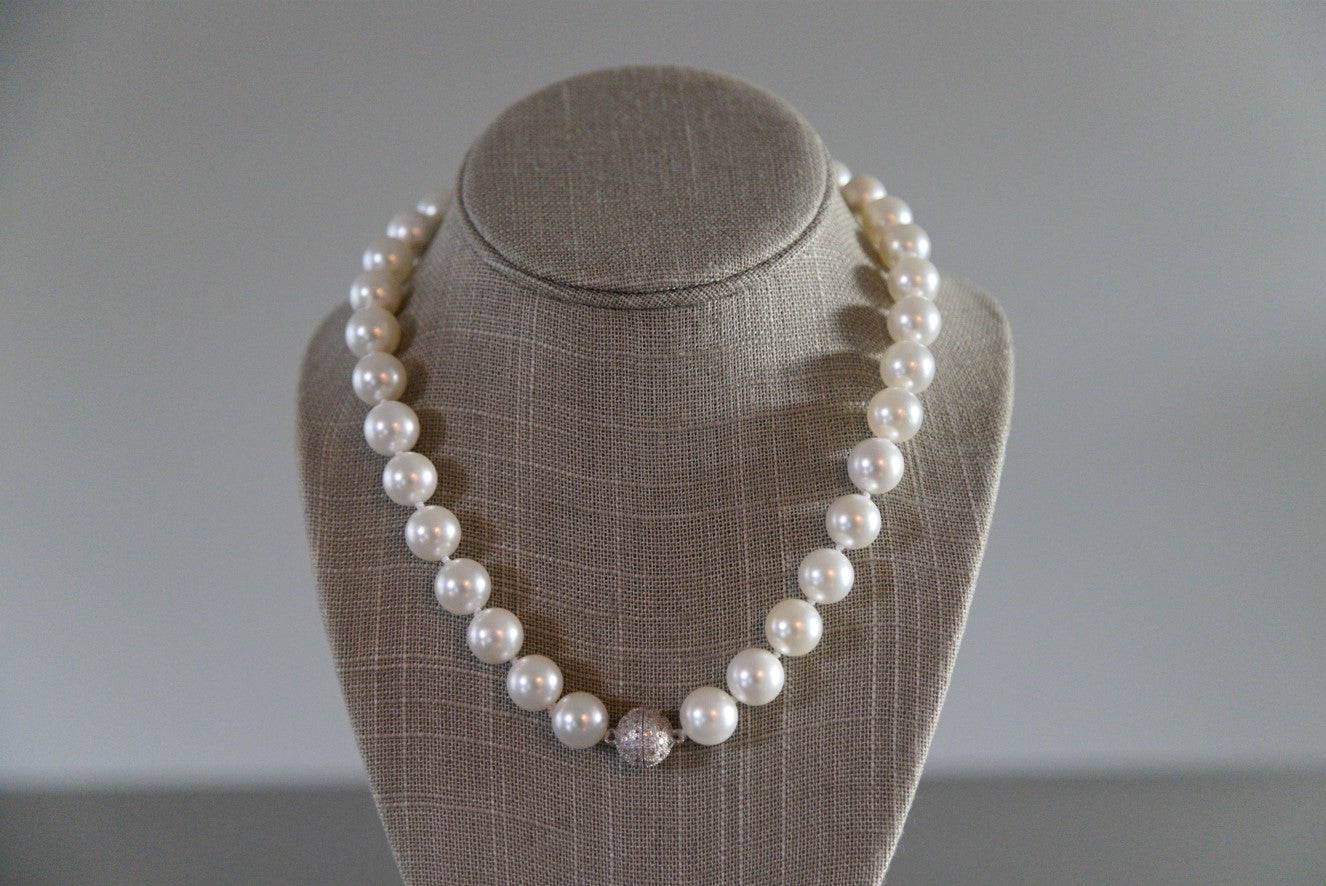 Adore Necklace - White