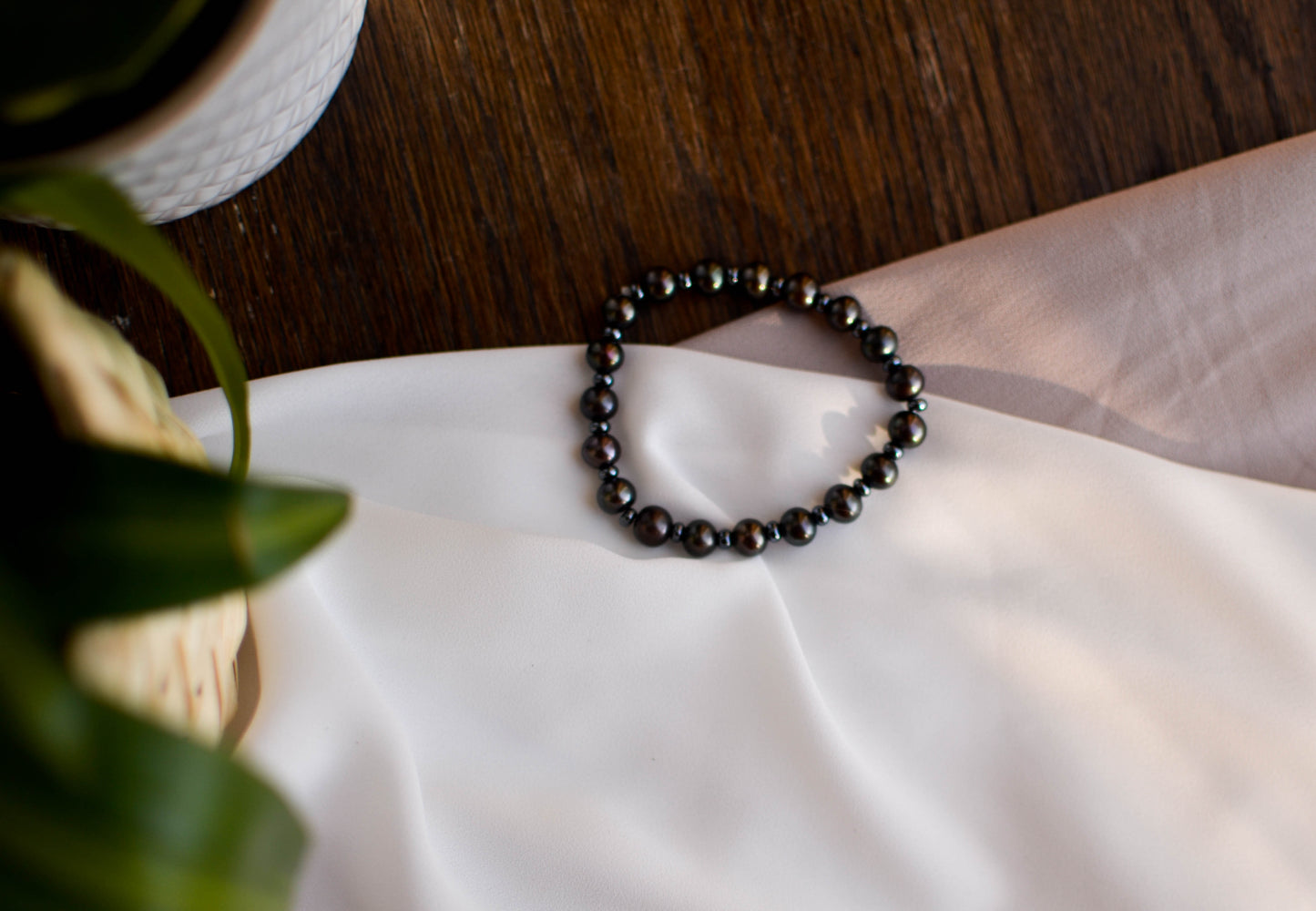 Signature Bracelet - Black - Pearls4Girls