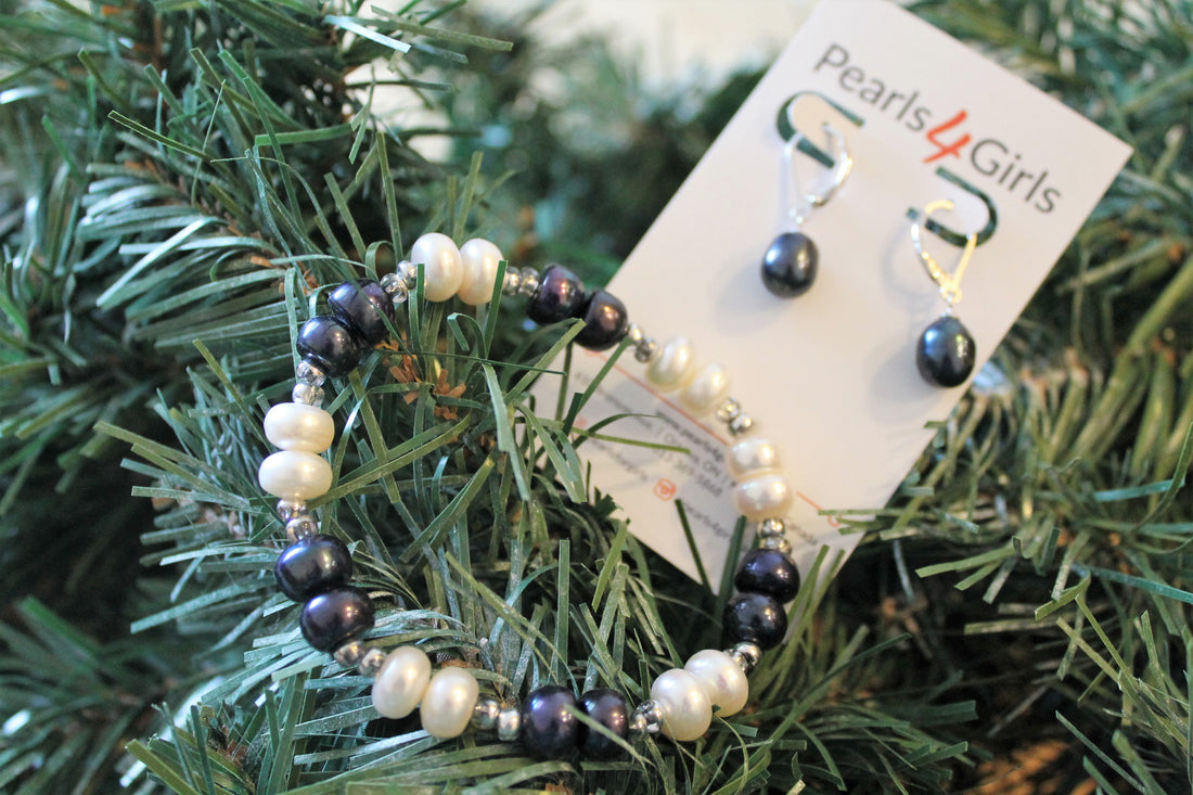 Shop pearls in-person!