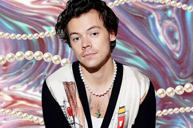 Harry Styles wearing pearls