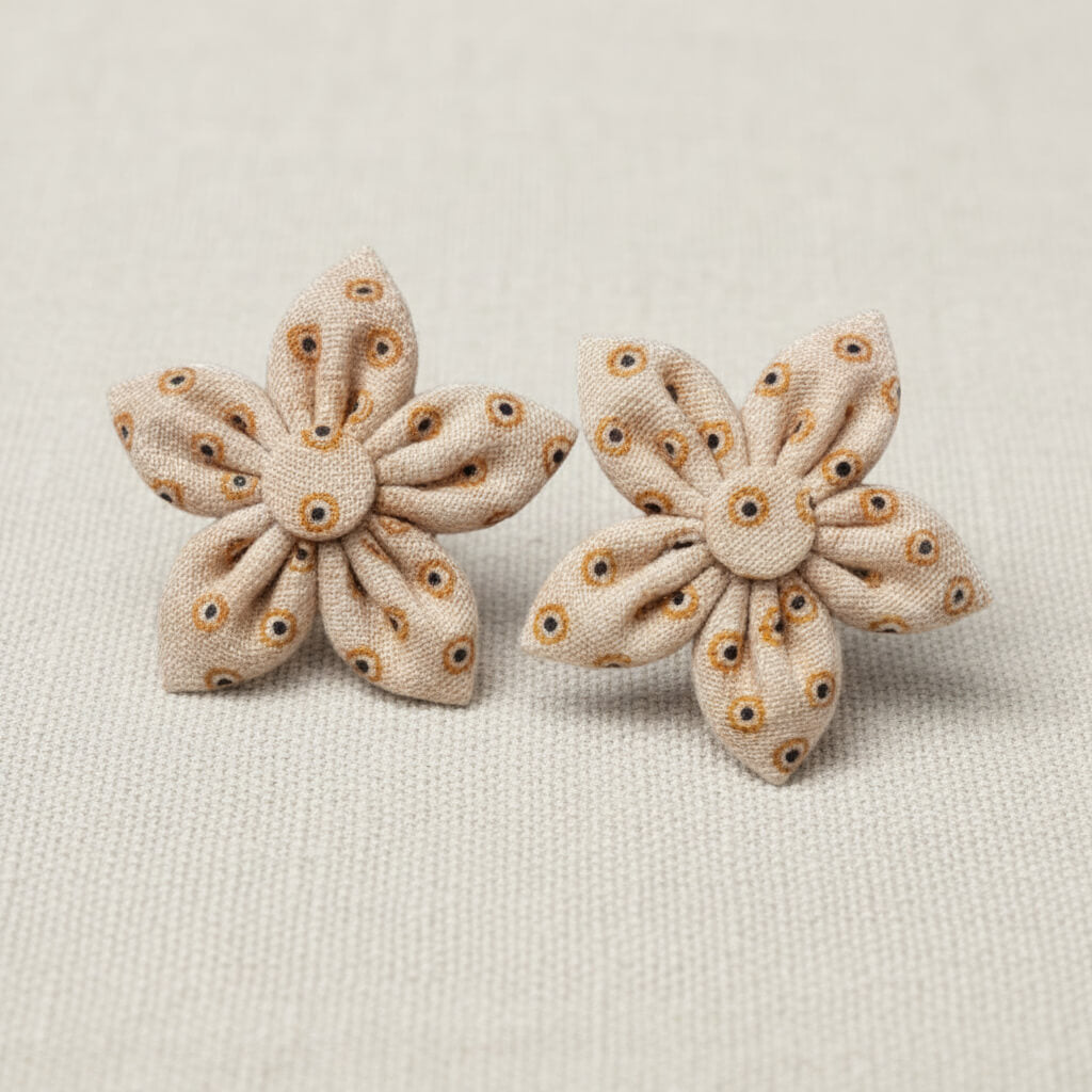 beige seshoeshoe flower stud earrings | Pearls4Girls