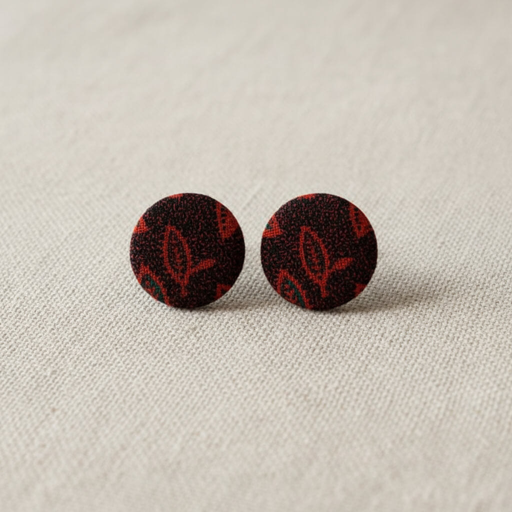Red and Black Seshoeshoe Stud Earrings - Pearls4Girls