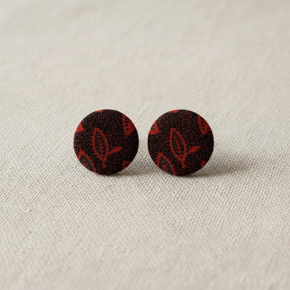 Red and Black Seshoeshoe Stud Earrings - Pearls4Girls