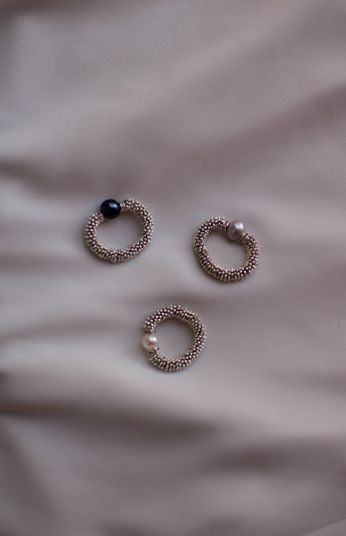 Stretchy Grey Pearl Ring - Pearls4Girls